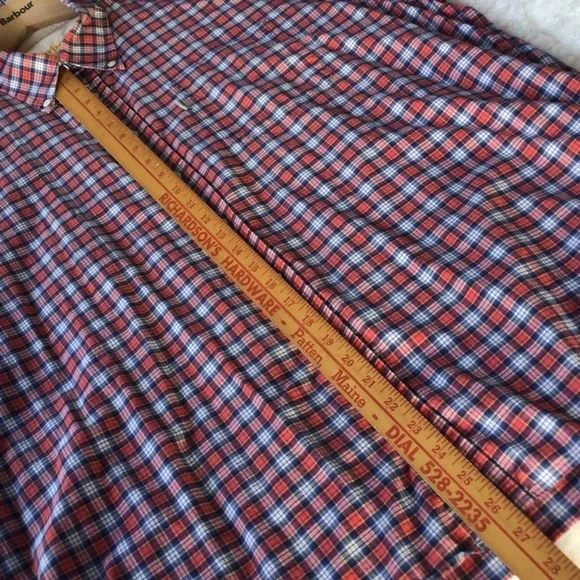 Barbour Men's Plaid Shirt in Red and Blue - Picture 8 of 14